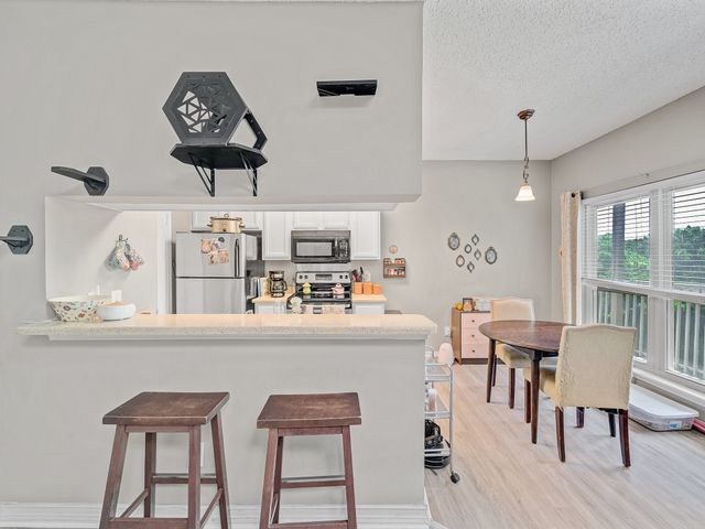 7340 Skillman Street 1221, Dallas, TX 75231
