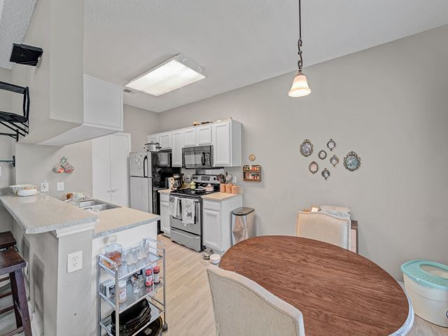 7340 Skillman Street 1221, Dallas, TX 75231