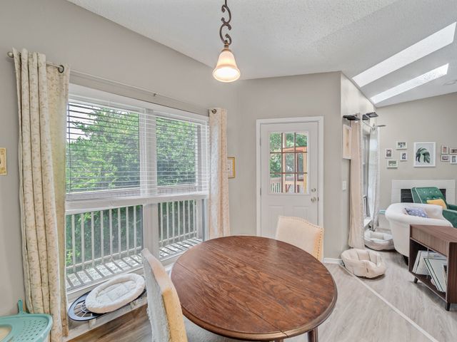 7340 Skillman Street 1221, Dallas, TX 75231
