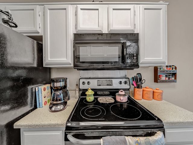 7340 Skillman Street 1221, Dallas, TX 75231