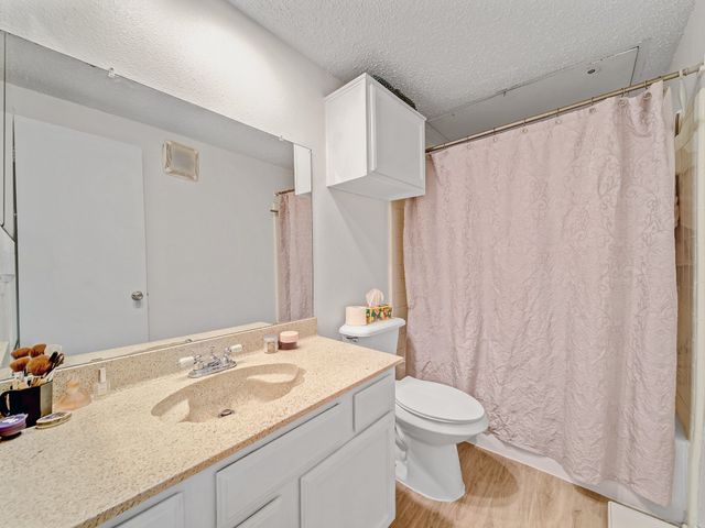 7340 Skillman Street 1221, Dallas, TX 75231
