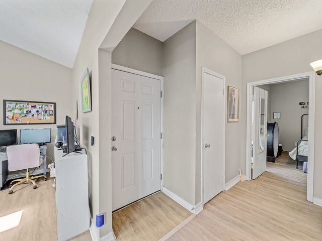 7340 Skillman Street 1221, Dallas, TX 75231