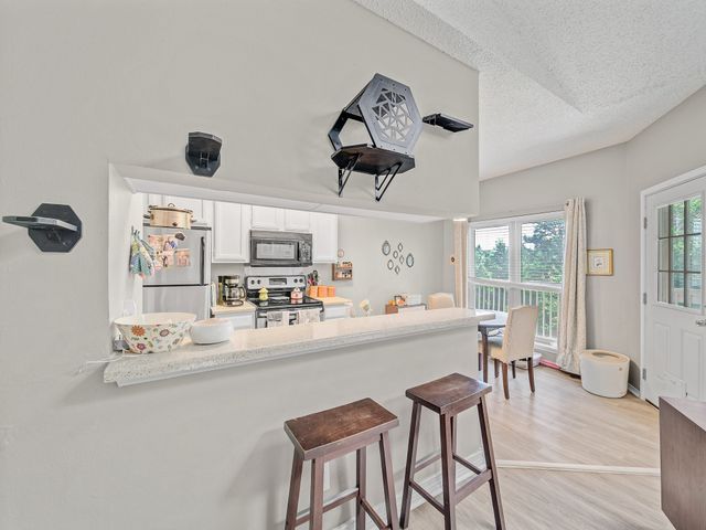 7340 Skillman Street 1221, Dallas, TX 75231