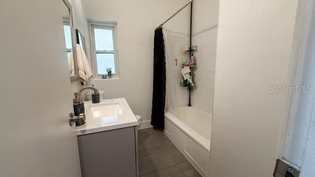 4051 MONTROSE COURT, Orlando, FL 32812