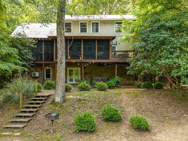 550 Navaho Way, Ellijay, GA 30540