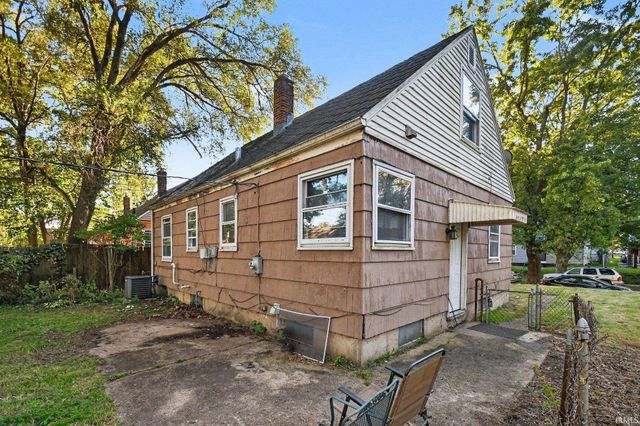 1722 OBrien Street, South Bend, IN 46628