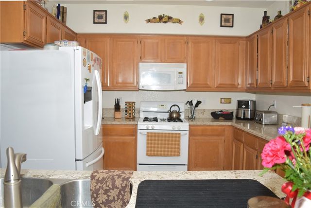 1665 Ravenswood, Beaumont, CA 92223