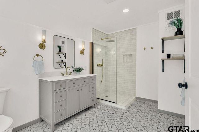 1615 Ginger Dr, Hideaway, TX 75771