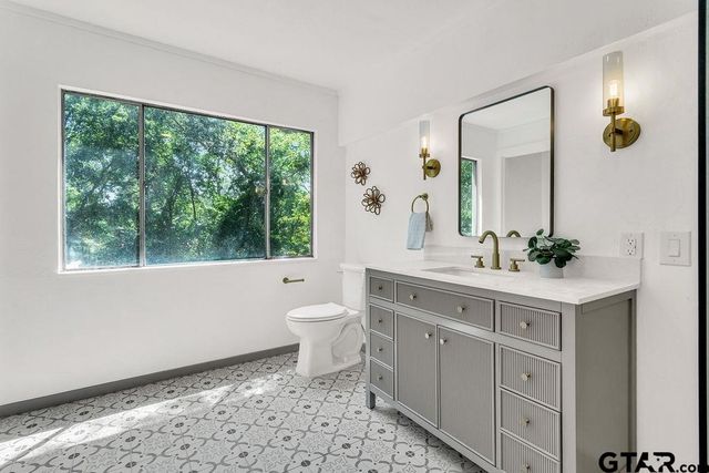 1615 Ginger Dr, Hideaway, TX 75771