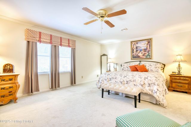 161 Gardiner Lake Rd, Louisville, KY 40205