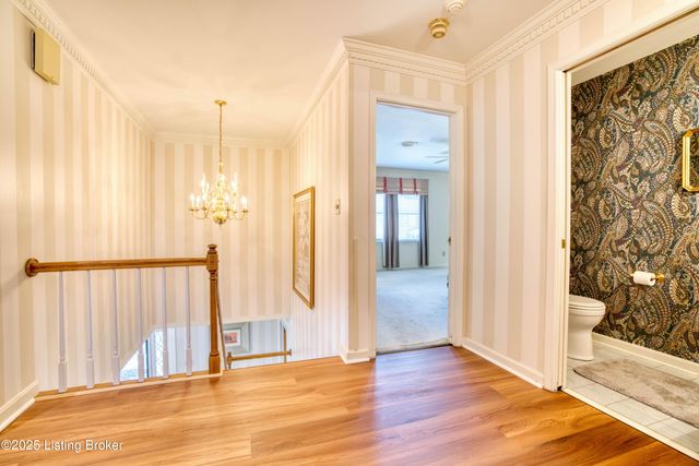 161 Gardiner Lake Rd, Louisville, KY 40205
