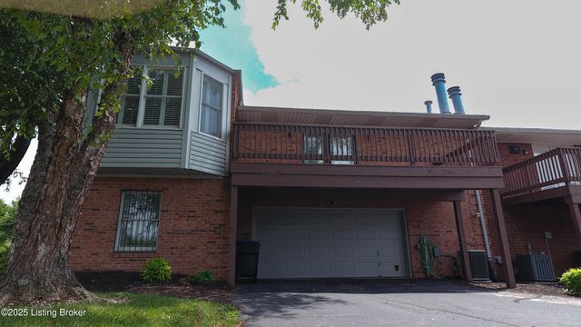 161 Gardiner Lake Rd, Louisville, KY 40205