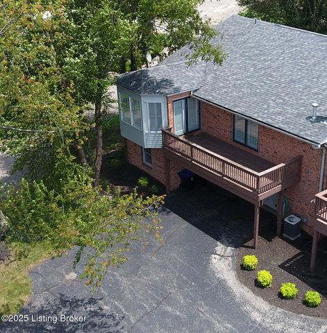 161 Gardiner Lake Rd, Louisville, KY 40205