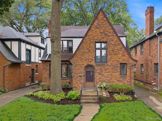 20436 Briarcliff Road, Detroit, MI 48221