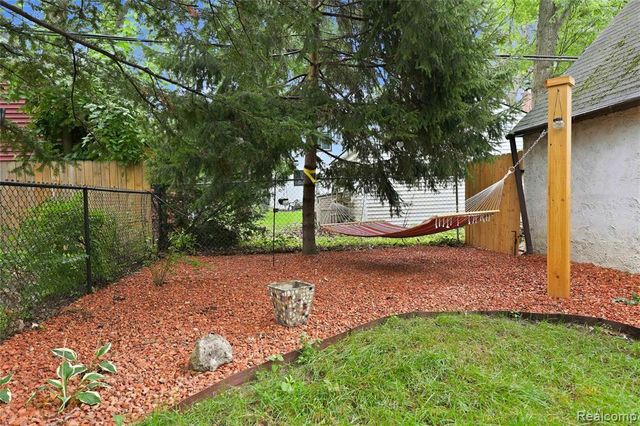 20436 Briarcliff Road, Detroit, MI 48221