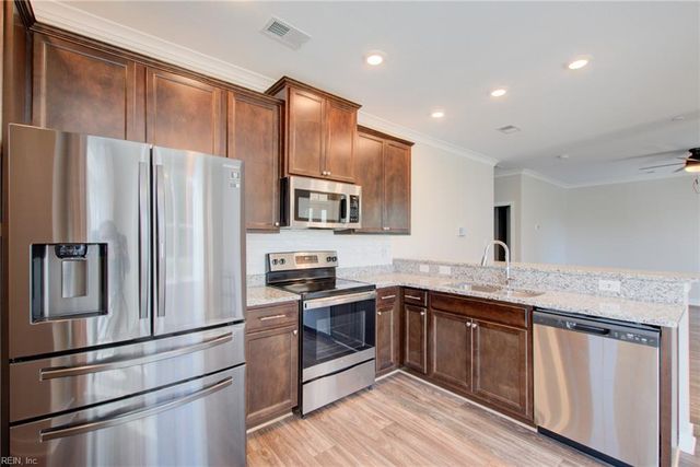 609 Fishers CT, Hampton, VA 23666