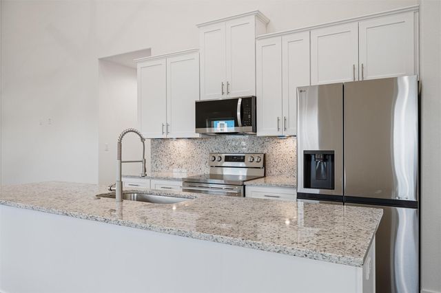 877 Alberdie Drive, Crystal Beach, TX 77650