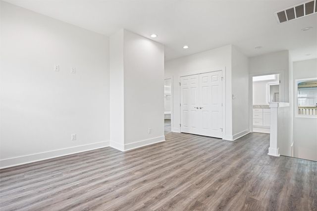877 Alberdie Drive, Crystal Beach, TX 77650