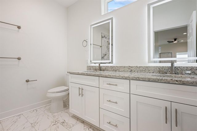 877 Alberdie Drive, Crystal Beach, TX 77650