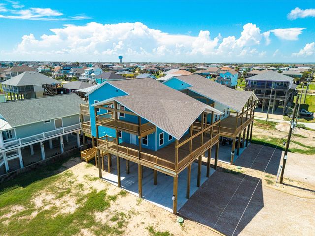 877 Alberdie Drive, Crystal Beach, TX 77650