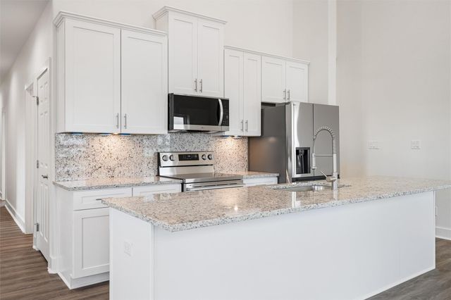 877 Alberdie Drive, Crystal Beach, TX 77650