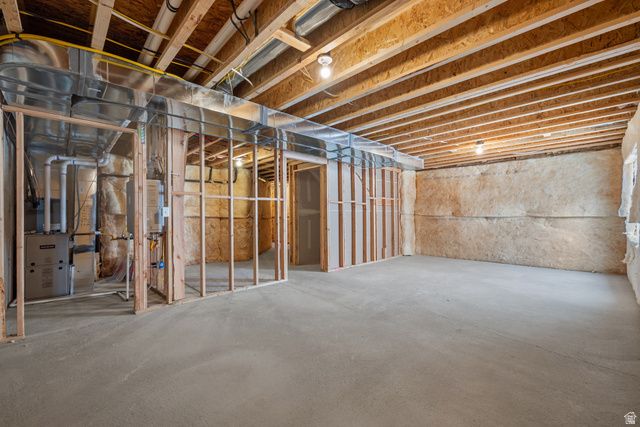 1048 N WAYNE DR, Saratoga Springs, UT 84045