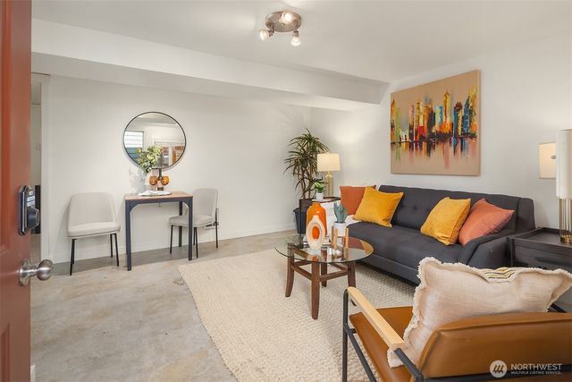 17 W Dravus Street, Seattle, WA 98119