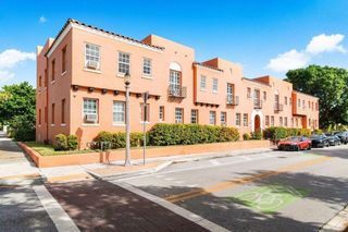 623 Park Place 18, West Palm Beach, FL 33401