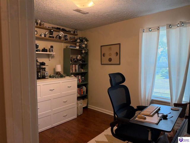 102 Heather Court, Radcliff, KY 40160