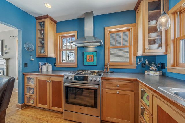 1783 BRIGHTON BEACH ROAD, Menasha, WI 54952