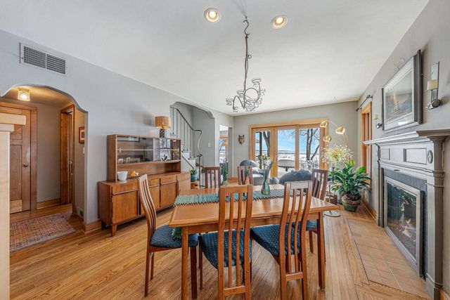 1783 BRIGHTON BEACH ROAD, Menasha, WI 54952