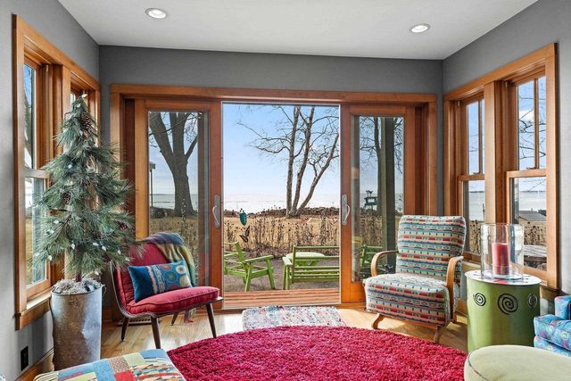 1783 BRIGHTON BEACH ROAD, Menasha, WI 54952