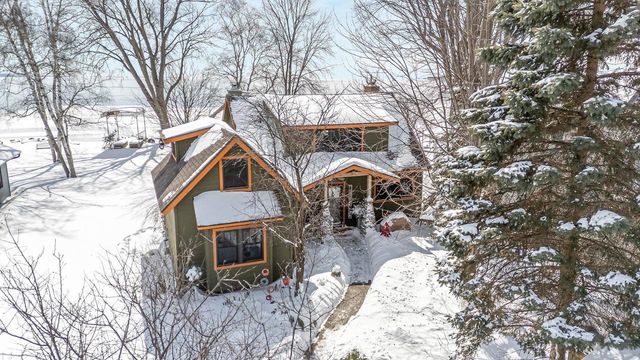 1783 BRIGHTON BEACH ROAD, Menasha, WI 54952