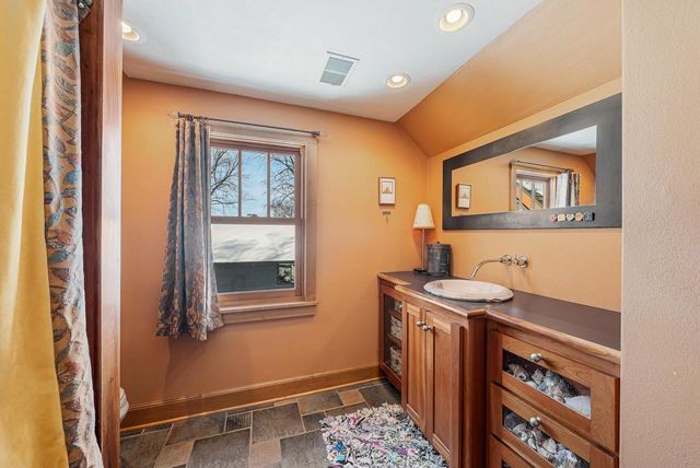 1783 BRIGHTON BEACH ROAD, Menasha, WI 54952