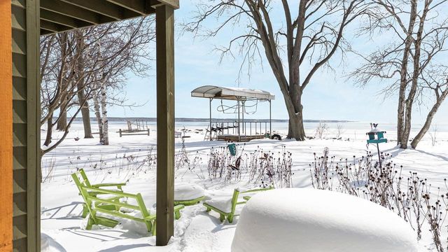 1783 BRIGHTON BEACH ROAD, Menasha, WI 54952