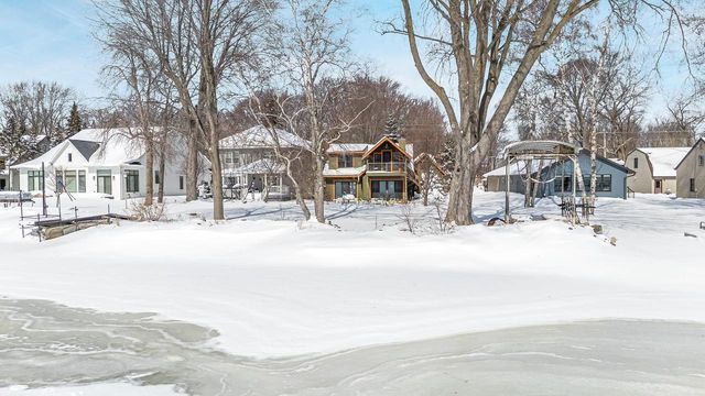 1783 BRIGHTON BEACH ROAD, Menasha, WI 54952