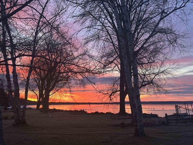 1783 BRIGHTON BEACH ROAD, Menasha, WI 54952