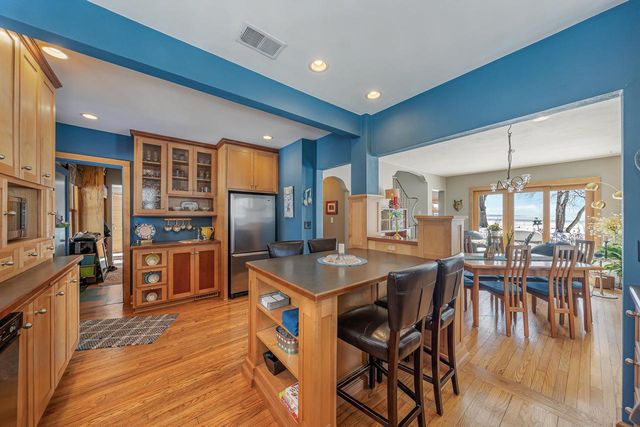 1783 BRIGHTON BEACH ROAD, Menasha, WI 54952