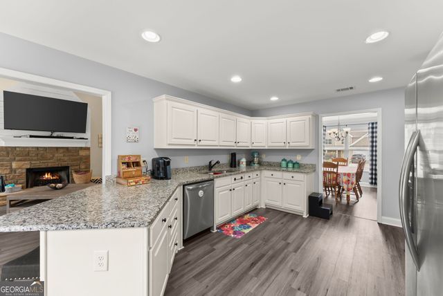 225 Manor Mill Way, Commerce, GA 30529