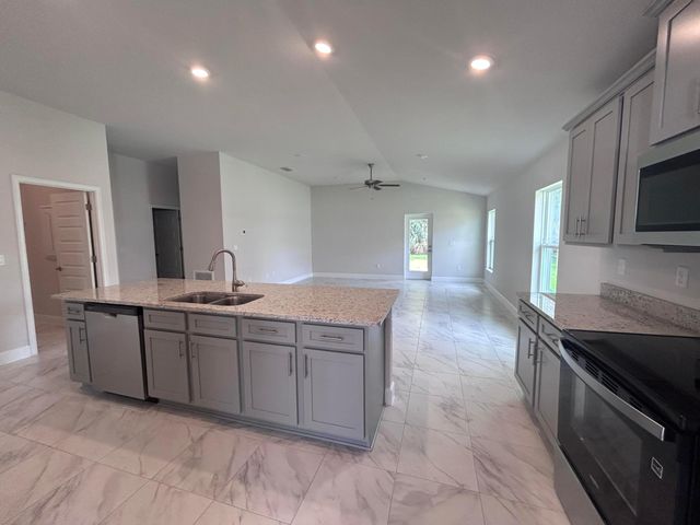 8833 Waterstone Boulevard, Fort Pierce, FL 34951