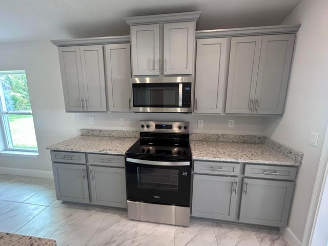 8833 Waterstone Boulevard, Fort Pierce, FL 34951