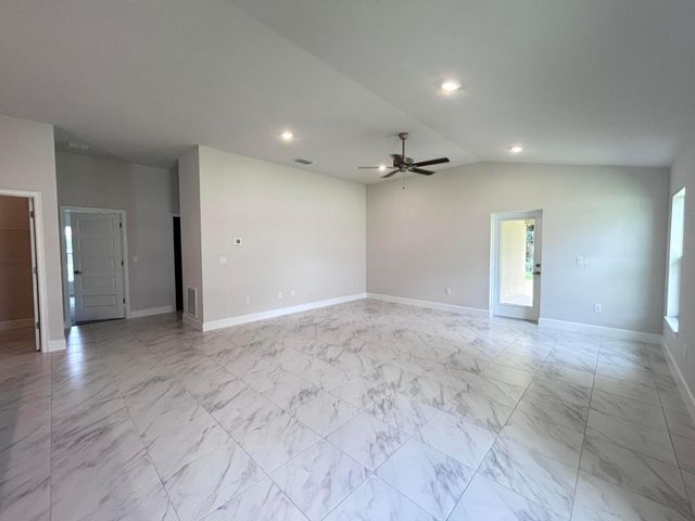 8833 Waterstone Boulevard, Fort Pierce, FL 34951