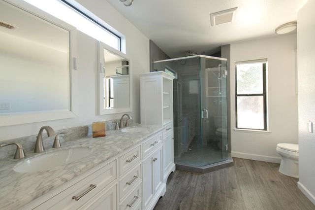 1206 E Kenosha, Fresno, CA 93720