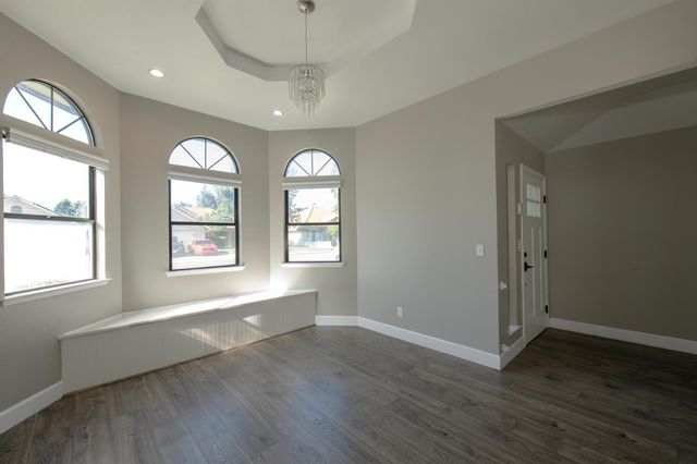 1206 E Kenosha, Fresno, CA 93720