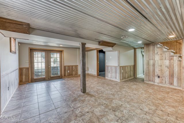 11132 Stanley Valley Road, Gate City, VA 24251