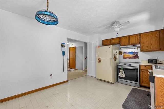 3778 Ponchartrain Drive, Pinckney, MI 48169