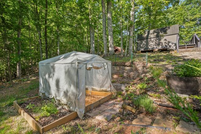 913 Royal Oaks Trail, Brasstown, NC 28902