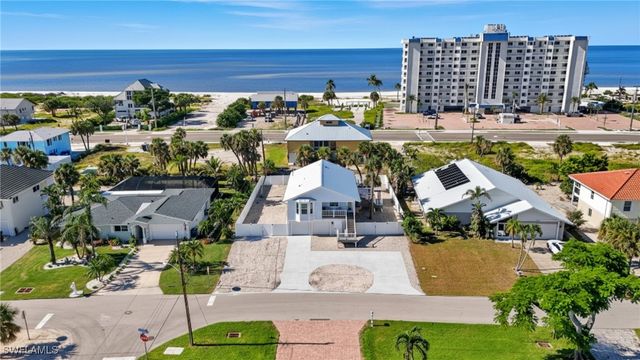 7868 Buccaneer DR, Fort Myers Beach, FL 33931