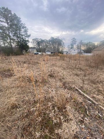 472 Sellers Rd., Conway, SC 29526