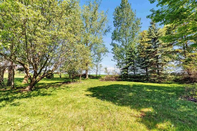 8412 ZANDER ROAD, Maribel, WI 54227